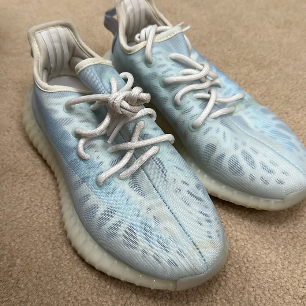Yeezy boost women size 7 blue